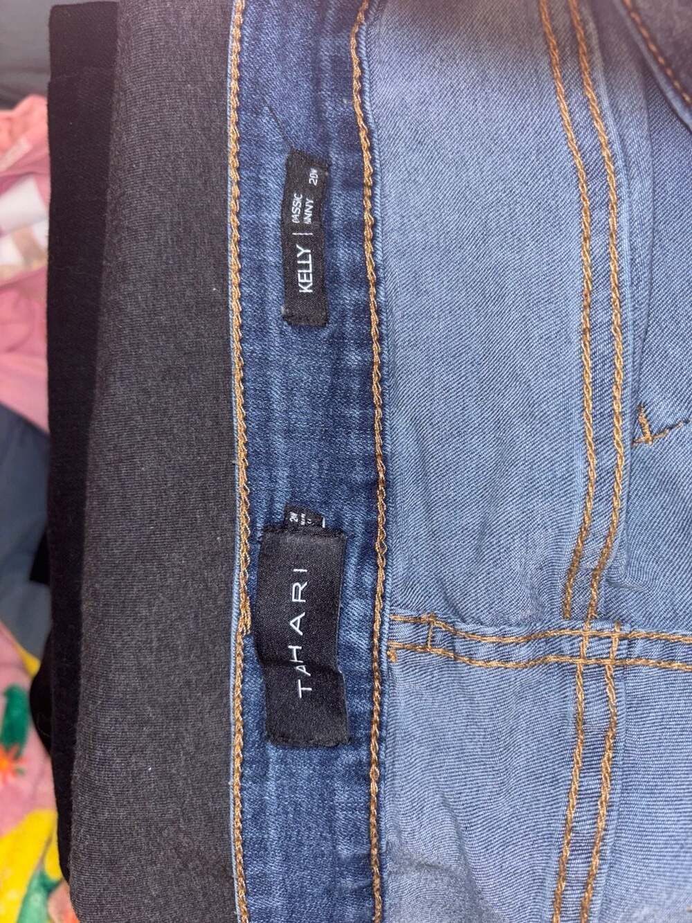 Tahari Plus Size Kelly Classic Skinny Jeans 20W - Picture 3 of 3